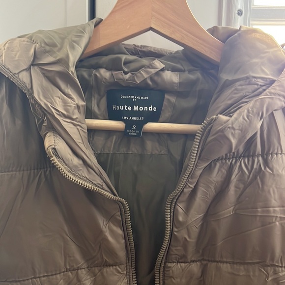 Puffer Jacket - Picture 2 of 3